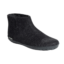 Bottillon avec semelle de caoutchouc noir en noir