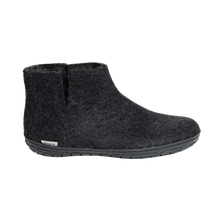 Bottillon avec semelle de caoutchouc noir en noir