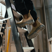 Blundstone #8302 Work & Safety Boot RotoFlex Rustic Brown