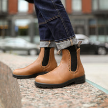Blundstone 2215 Original Women's Hi Top Camel lifestyle wearing jeans