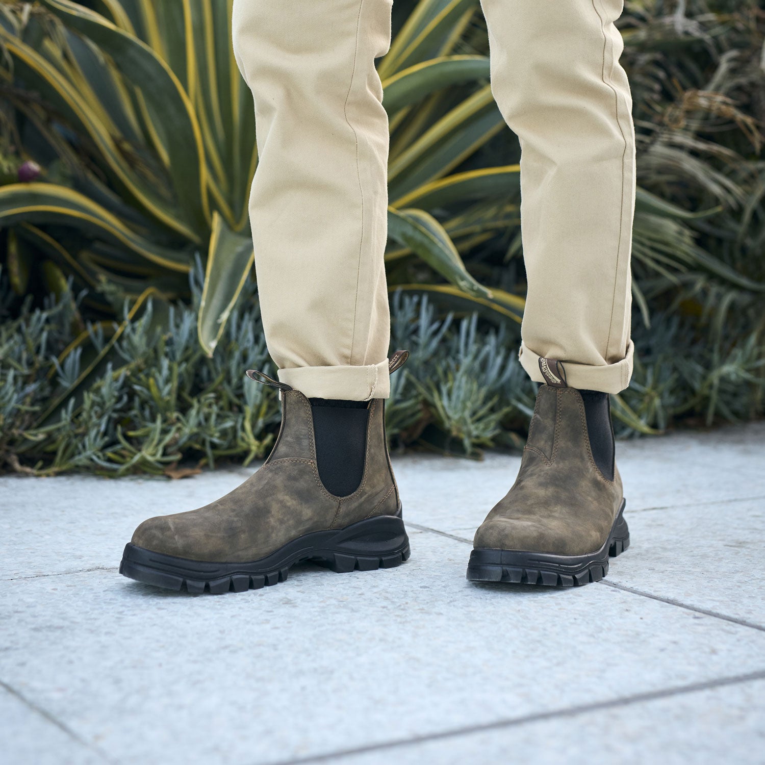 Blundstone 2239 Lug Sole Rustic Brown standing outside