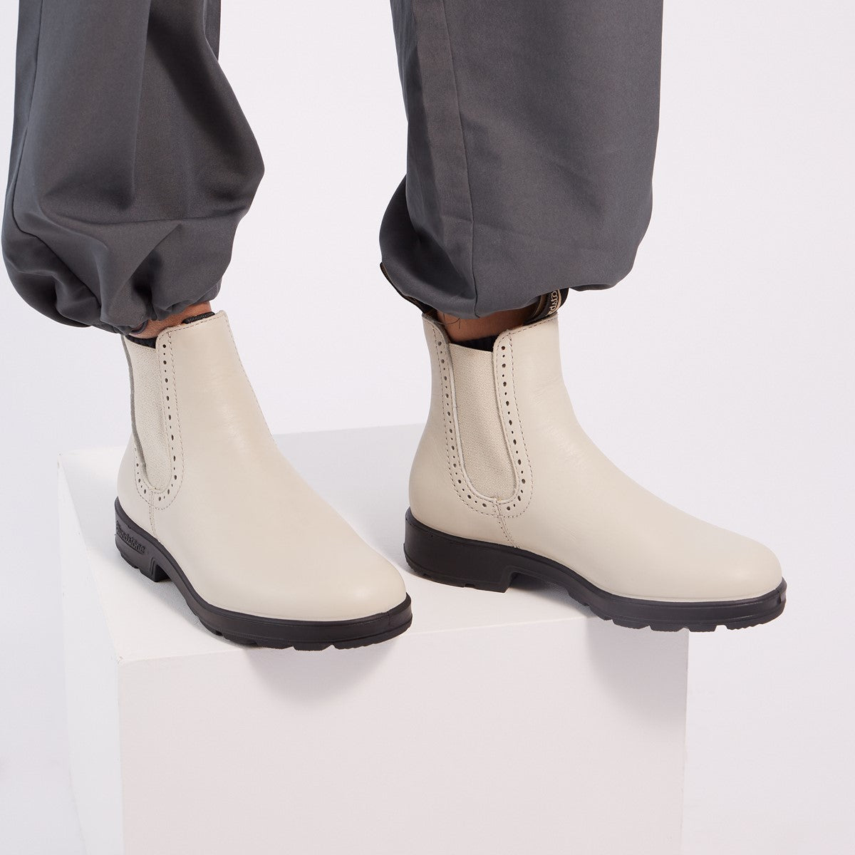 Blundstone 2230 Originals Women's High Top Oat