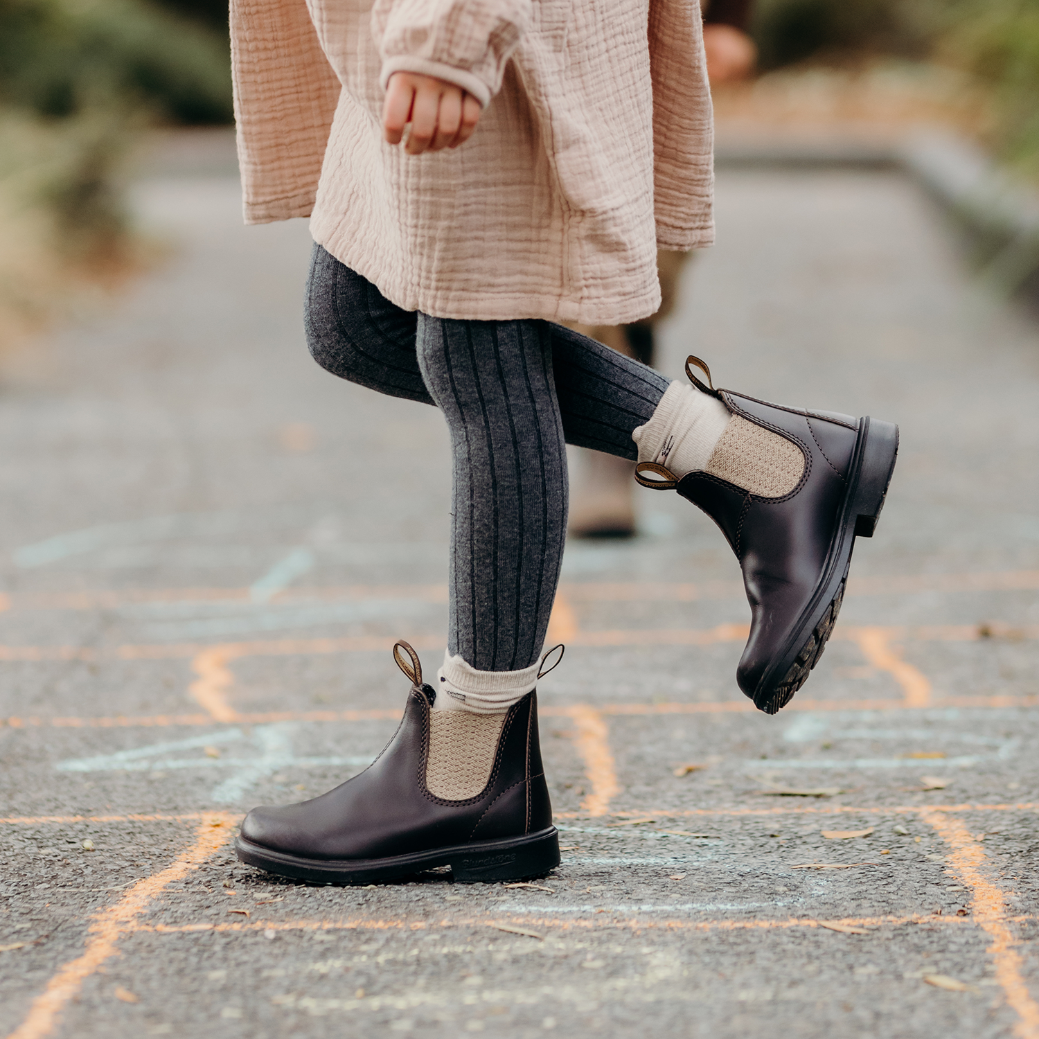 Blundstone 2653 Kids & Youth Brown with Sand Elastic