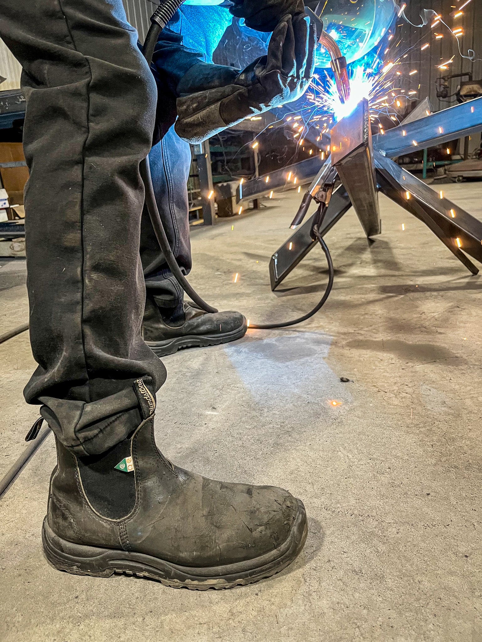 Work and shop safety boots