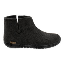 Bottillon avec semelle de caoutchouc noir en noir