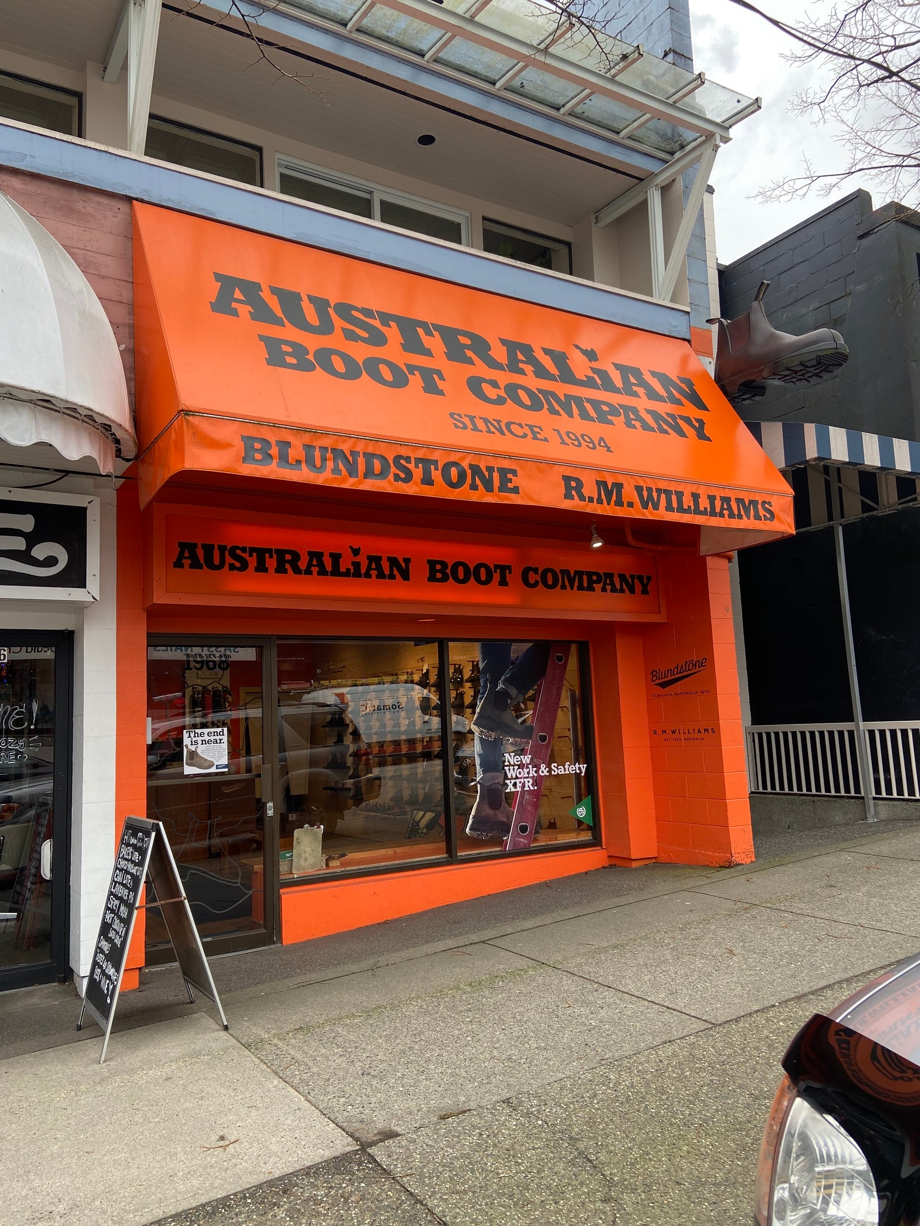 Blundstone queen store street west