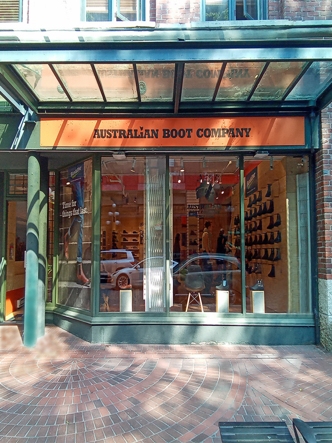 Original Blundstone Work Boot Retailer Since 1994. Free Shipping