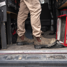 Blundstone #8302 Work & Safety Boot RotoFlex Black Rustic Brown