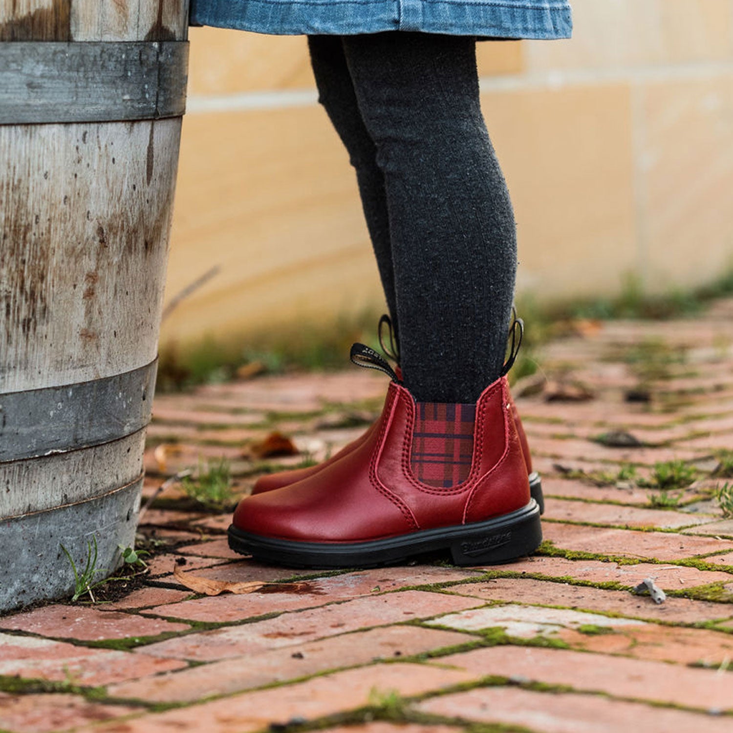 Blundstone 2192 Kids Red with Burgundy Tartan Elastic